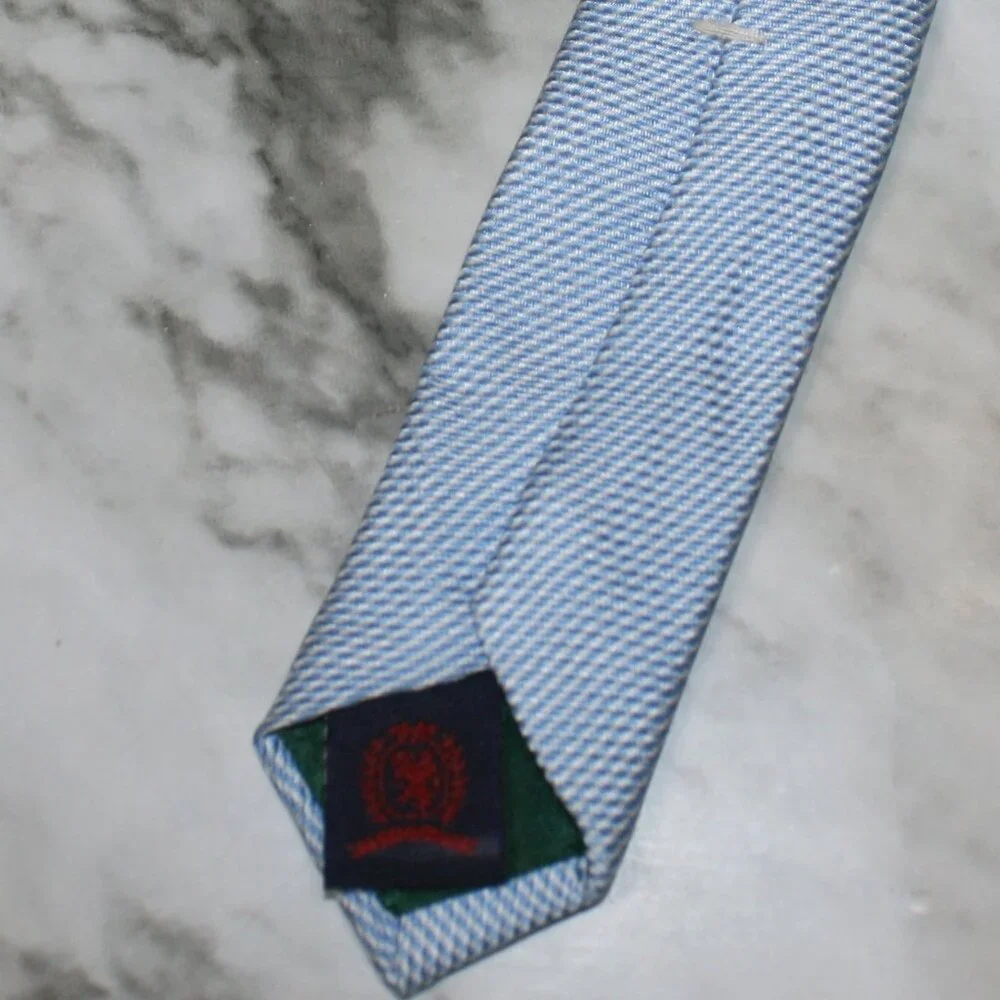 TOMMY HILFIGER Neck Tie Colorful Fish Bowl Fun Novelty Menswear Accessory Silk